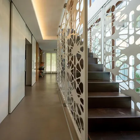 アパート Koi - Where Luxury Meets Serenity Pianello Del Lario
